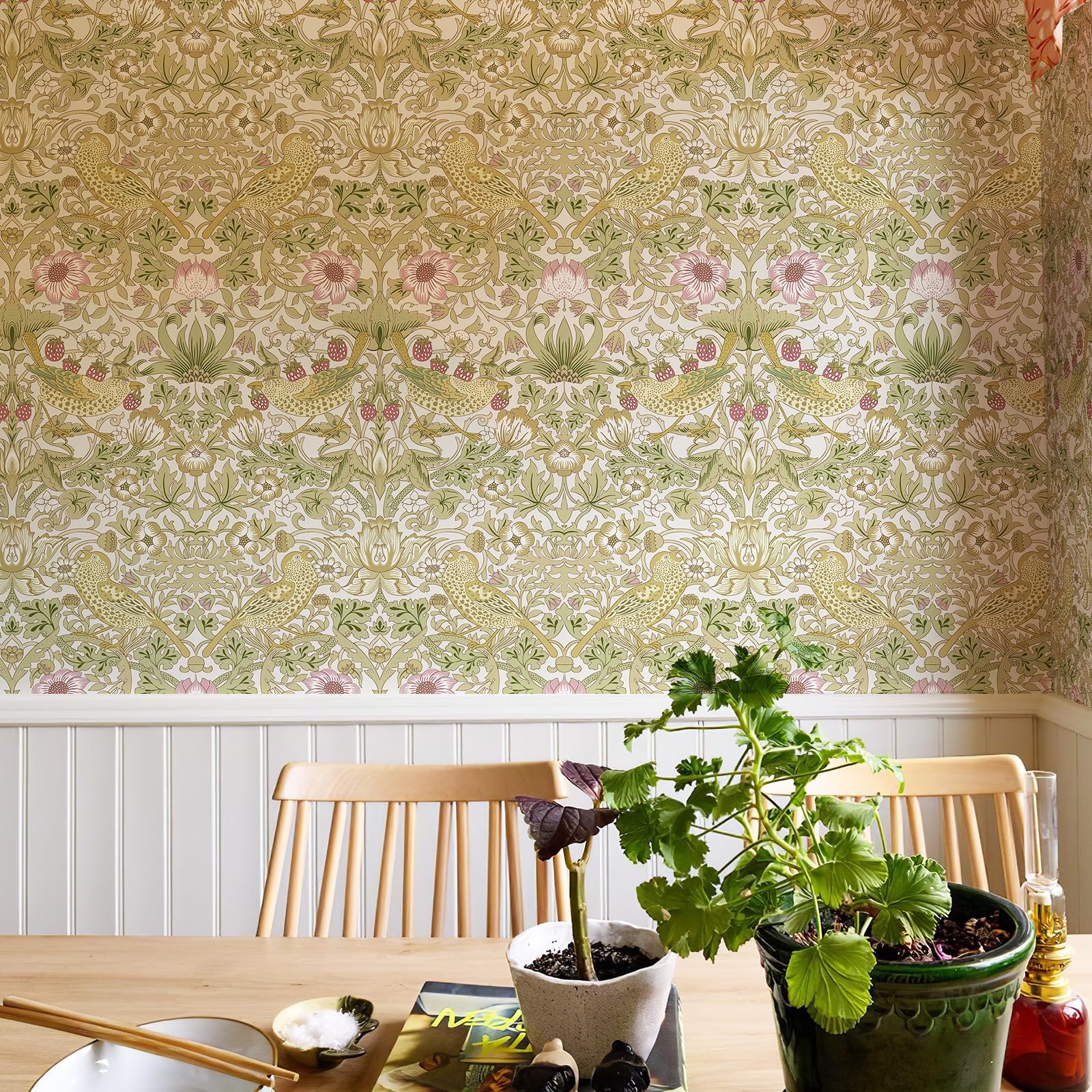 HueBurst William Morris Vintage 17.3″ x 118.1″, White Flower/Strawberry/Bird