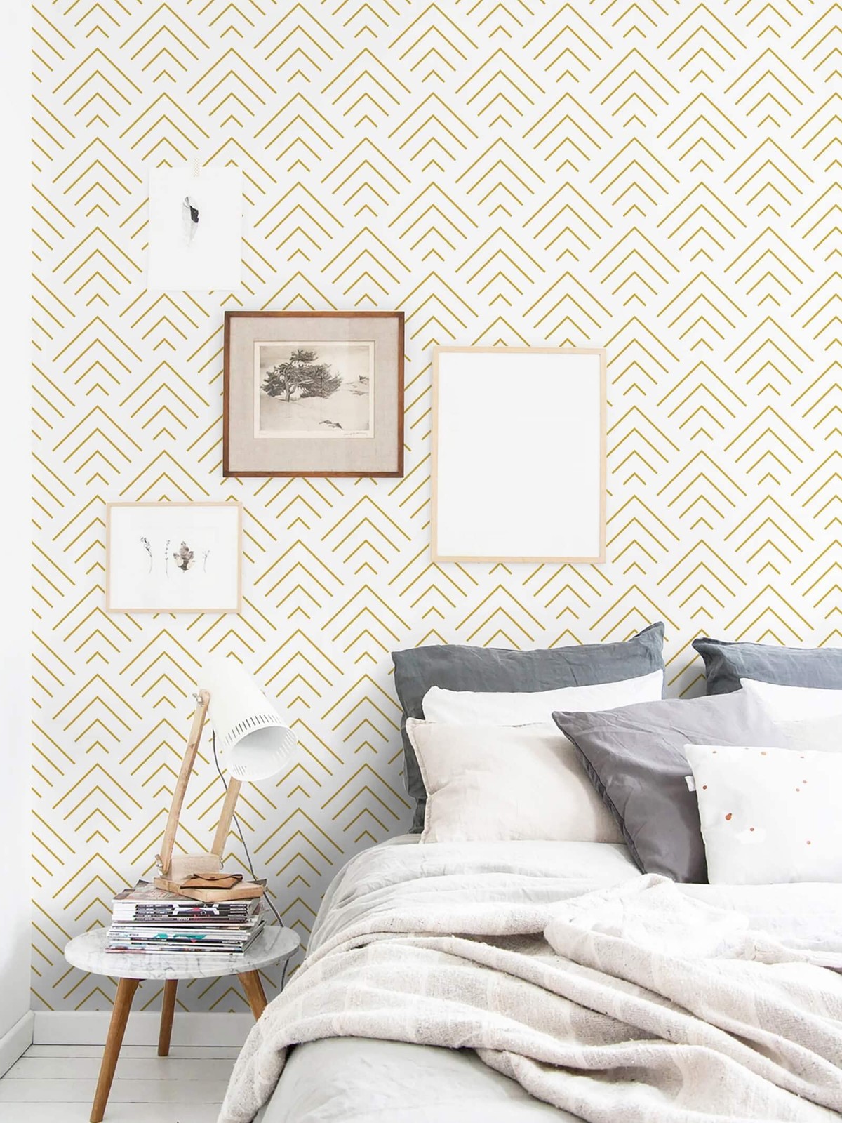 Heroad Peel and Stick Wallpaper 196″x17.3″ 17.3″ x 196″, White Gold