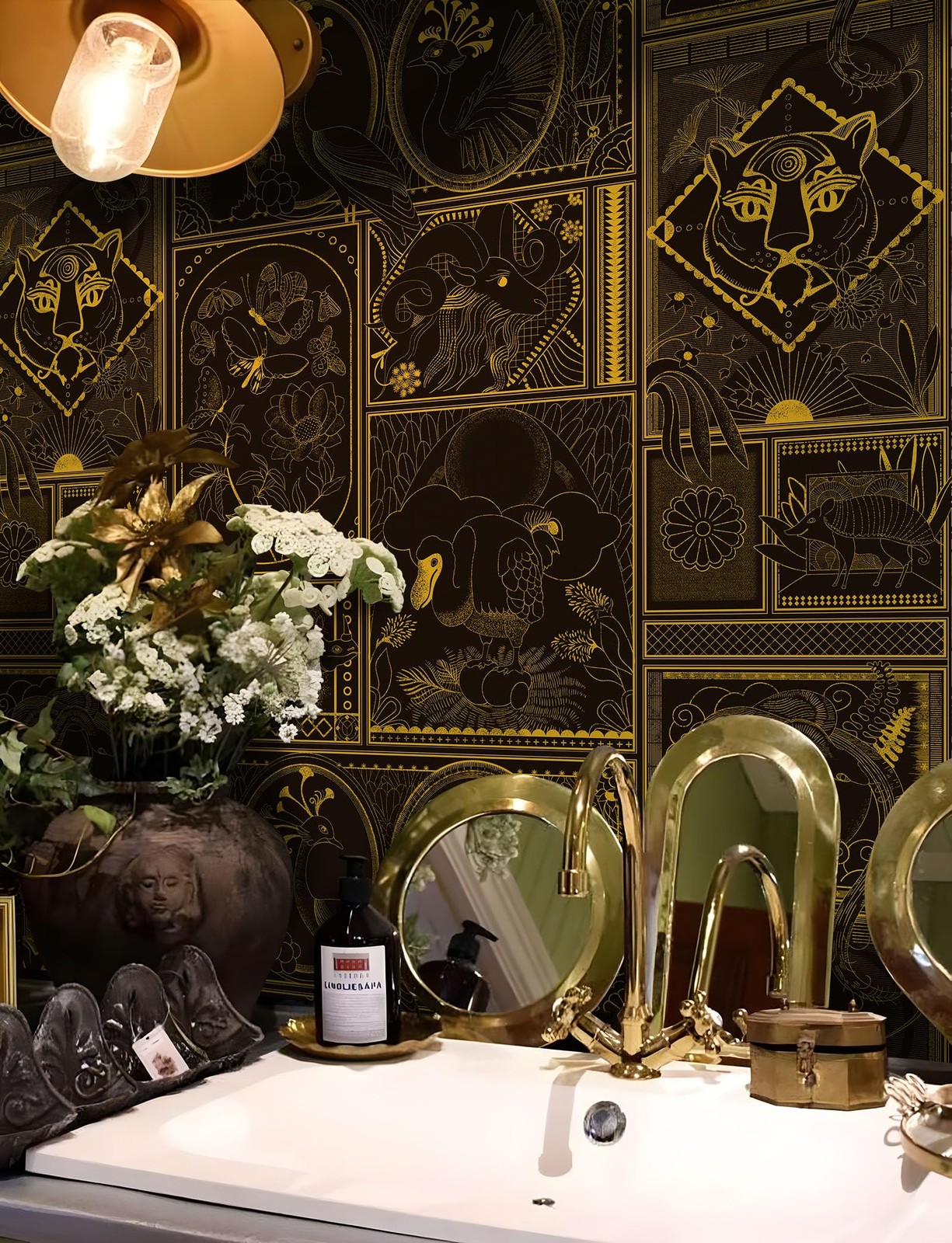 Vintique Black and Gold Wallpaper Peel Stick 17.3″ x 118″,